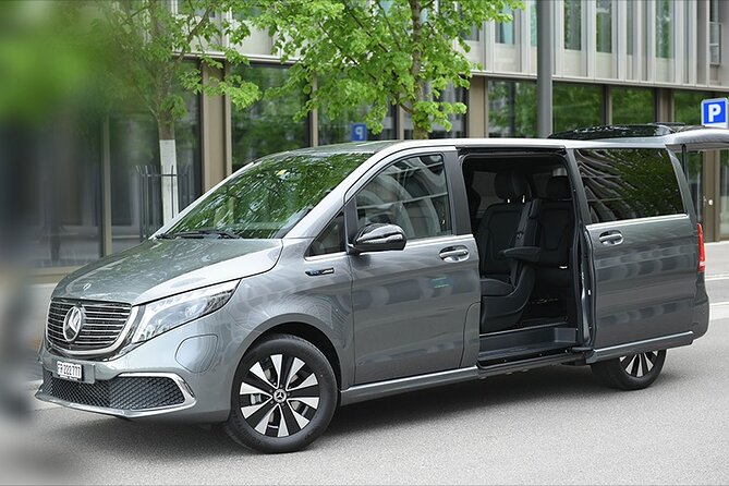 Private Arrival Transfer: from Zurich Airport to Bern City - How the meet-and-greet works at Zurich Airport
