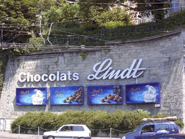 Private Day Tour Lindt Home of Chocolate and FIFA Museum Zurich - Key highlights you will feel right away