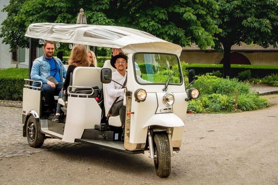 Private Highlights Top Places Tour Electric TukTuk 1h15 - Comfort, Music, and Warmth (Even When the Weather Fights Back)