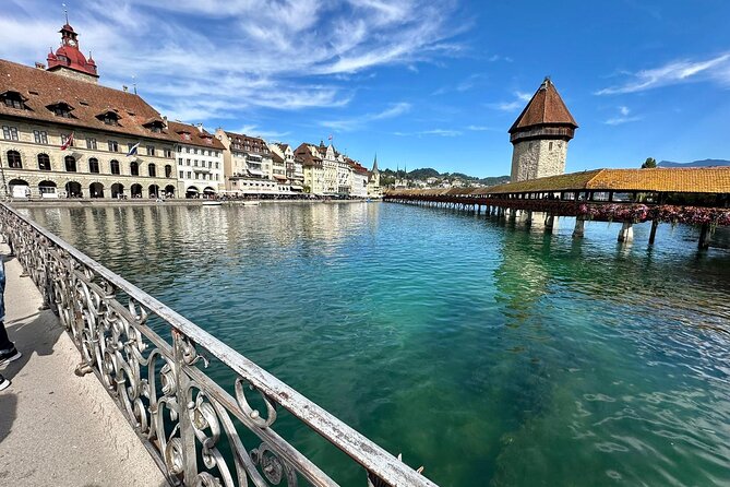 Private Luxury Tour of Switzerland - Stop 1: Aareschlucht Gorge, walk the limestone walls (and mind winter closure)