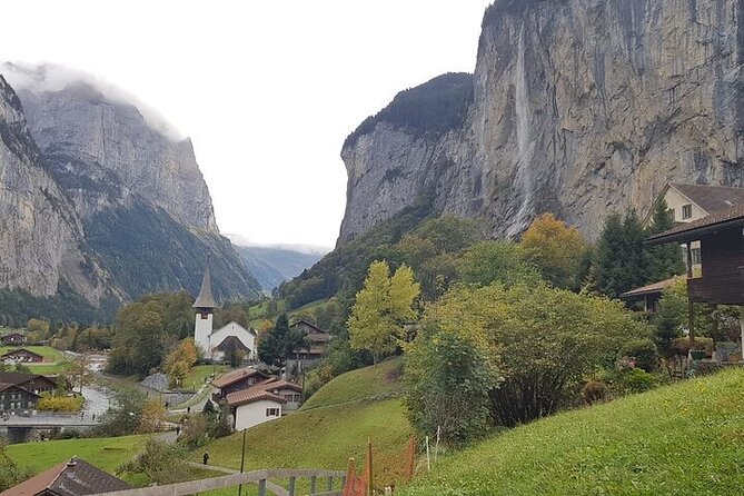 Private Swiss Alps Tour Lauterbrunnen, Villages, lakes Waterfalls - Iseltwald: a film-scene pier beside the lake