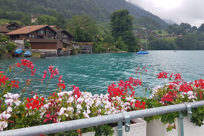 Private Swiss Alps Tour Lauterbrunnen, Villages, lakes Waterfalls - Sulwald above Lauterbrunnen: the quiet, car-free pause