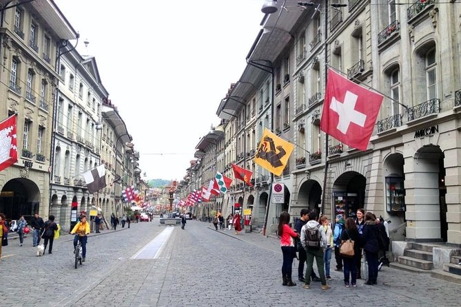 Private Swiss Cheese and Chocolate Tour from Interlaken - La Maison du Gruyère and the cheese-factory experience