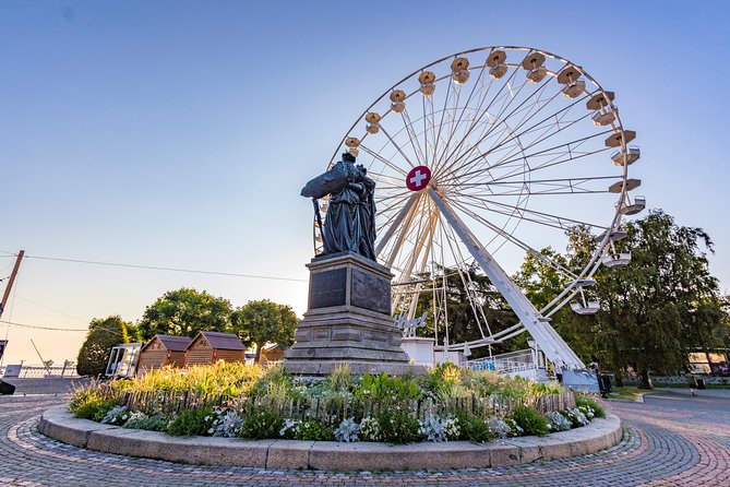 Private Tour of Geneva in 60 minutes with a Local - Geneva Flower Clock: watchmaking excellence, plus a colorful finale