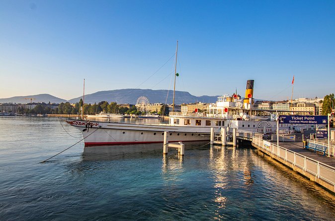 Private Tour of Geneva in 60 minutes with a Local - Timing and meeting points: start simple, end ready to explore