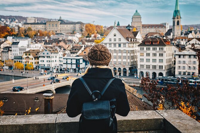 Private Tour of Zurich in 60 minutes with a Local - Lindenhof hilltop park views: where Zurich’s layers feel real