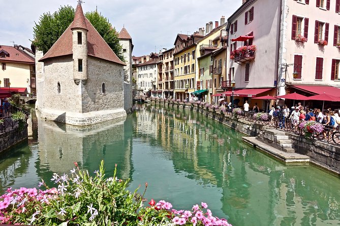 Private Tour to Annecy, from Geneva - Geneva to Annecy by private vehicle: faster, calmer, more you-time