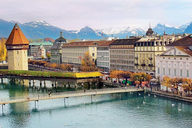 Private Transfer: Lucerne to Zurich Airport ZRH by Business Car - Luxury car comfort: Mercedes, BMW, Jaguar, or similar