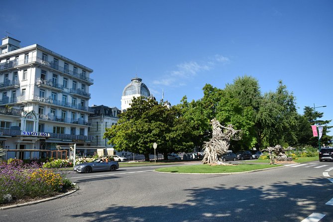 Private Trip from Geneva to Yvoire and Évian-Les-Bains in France - Jardin des Cinq Sens: a one-hour pause for quiet senses