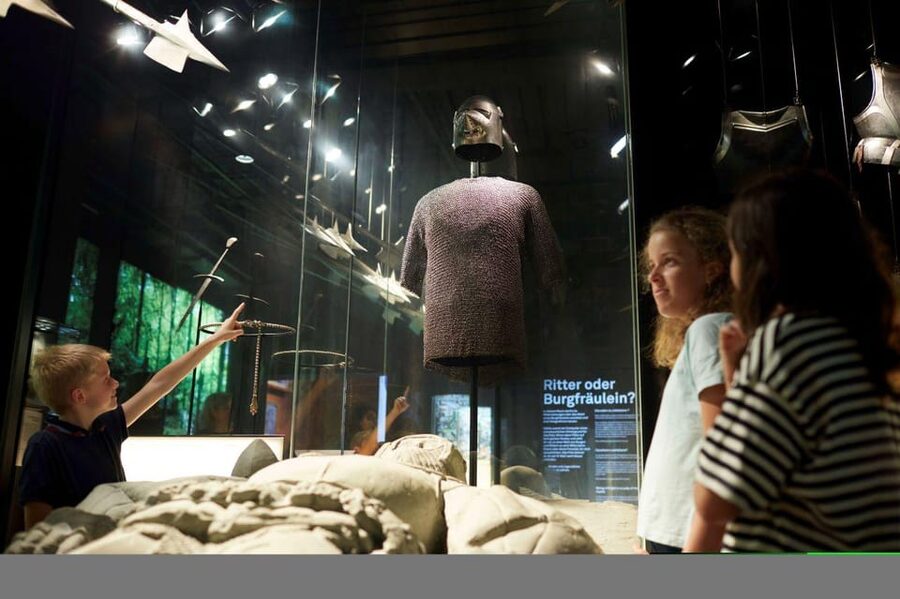 Schwyz: Museum-Ticket Forum of Swiss History Schwyz - Knights, costumes, and that satisfyingly theatrical finale
