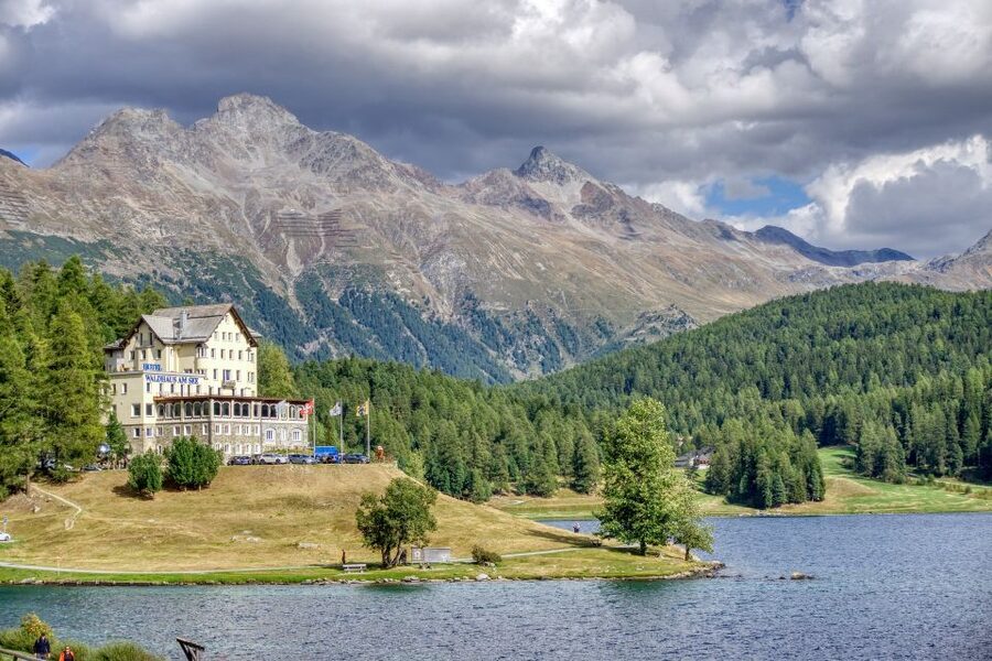 St. Moritz: Private Guided Town Highlights Walking Tour - Who this tour suits best