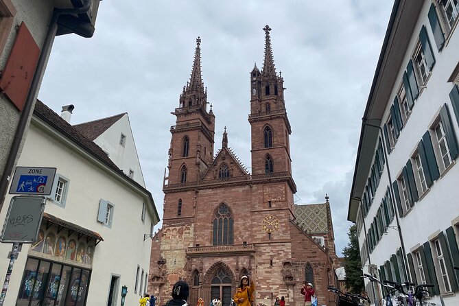 Swiss Experience: Chocolate Tasting and City Tour of Basel - Guide-led history and how personalization works