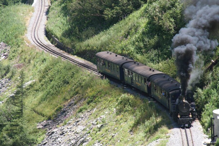 Switzerland: Private Day Tour by car with unlimited km - Unlimited Km by Private Car, and Why It Changes the Day