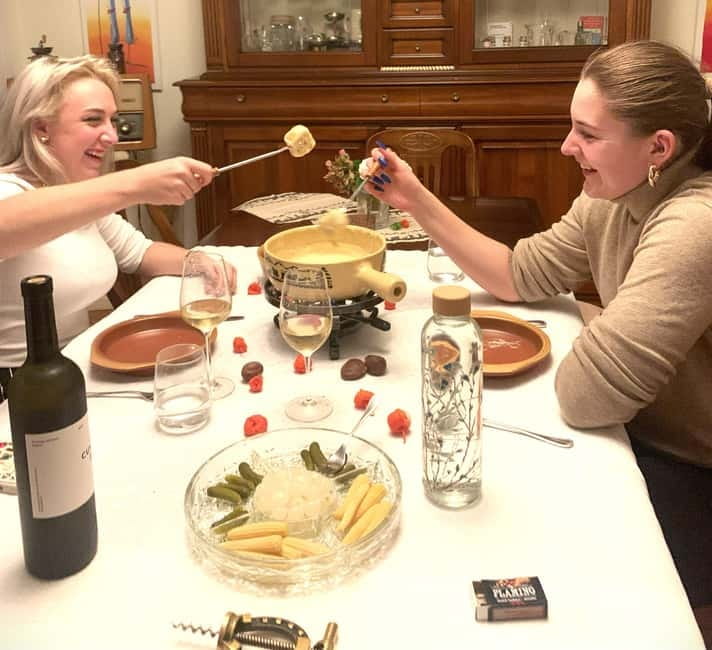 Traditional Swiss Dinner: Cheese Fondue, Appetizers/Dessert - Drinks, wines, and organic ingredients: what is included and why it feels like value