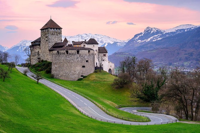 Trip to 4 Countries: Liechtenstein, Austria, Germany, Switzerland - Vaduz in one hour: the capital feel of Liechtenstein