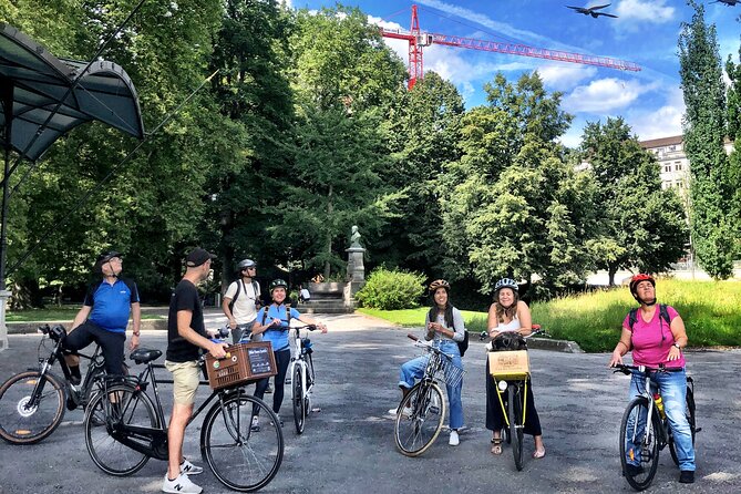 Urban Bike Tour Zurich - Old Town energy near Rathausbrücke, without the stress of self-navigating