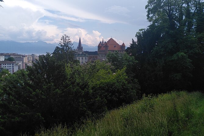 Walking Tour in Lausanne Switzerland - Stop 2: Palais de Rumine at Place de la Riponne