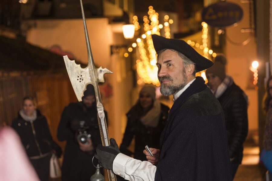 Walking Tour with the Night Watchman - Starting at Lindenhof, Then Walking Into the Old Lanes