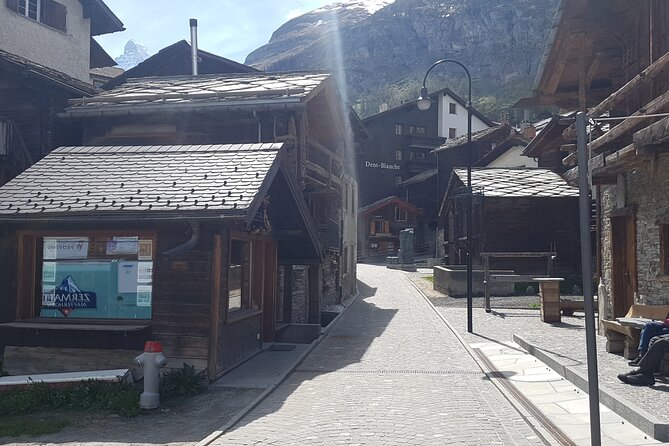 Zermatt 2-Hour Small Group Village Walk - Uferweg and the Vispa river return: a smooth ending to the loop