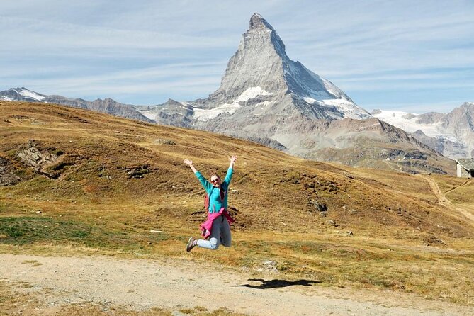 Zermatt Guided Day Hike - The guided hike through the nature reserve, lakes, and trail signs