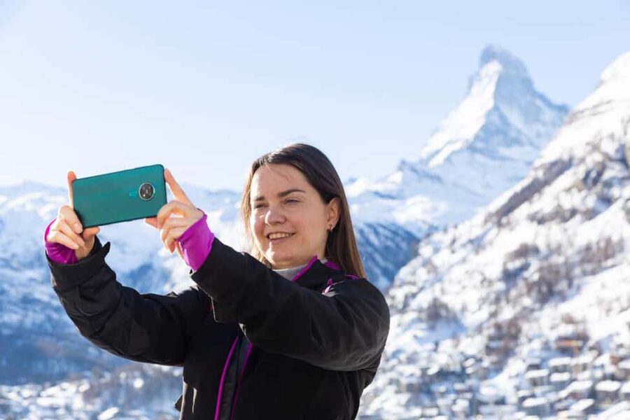 Zermatt’s Alpine Charms – Private Guided Village Tour - Bahnhofplatz to Bahnhofstrasse: a fast start that makes Zermatt click