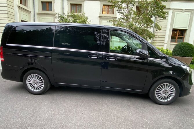 ZRH Zurich Airport to Zurich City Private Transfer–Winter Special - The heated Mercedes ride: comfort features that actually matter