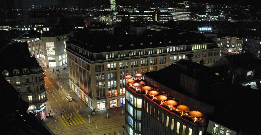 Zurich: bar tour - Stop 1: The Welcome Drink Bar to Get You Settled