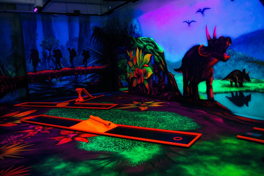 Zurich: Black Light Galaxy Minigolf - Practical Tips Before You Go