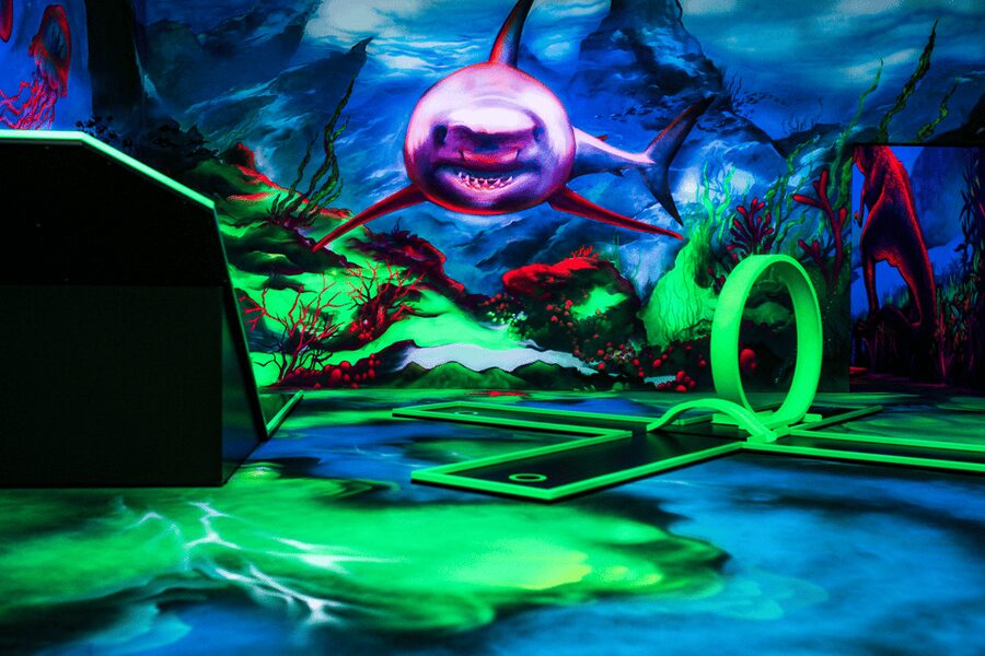 Zurich: Black Light Galaxy Minigolf - Who This Fits Best in Zurich