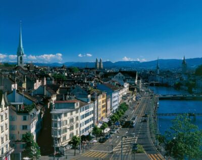 City Bus Tour with Audio Guide and Lake Cruise