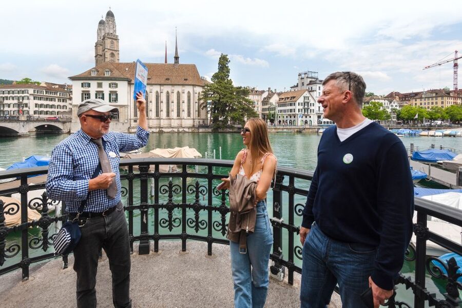 Zurich: City Highlights Tour by Bus, Cable Car, and Ferry - How the guides and drivers raise the value