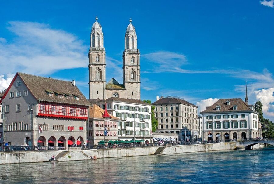 Zurich: City Tour, Cruise, and Lindt Home of Chocolate Visit - Price and Value: What $103 Is Buying You in Real Terms