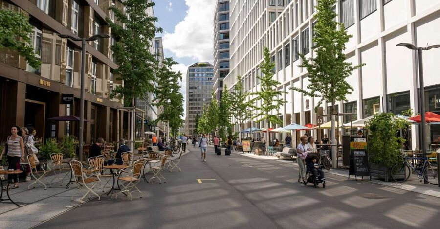Zurich: City Walking Tour Made in Zurich - Pacing and who this tour suits best