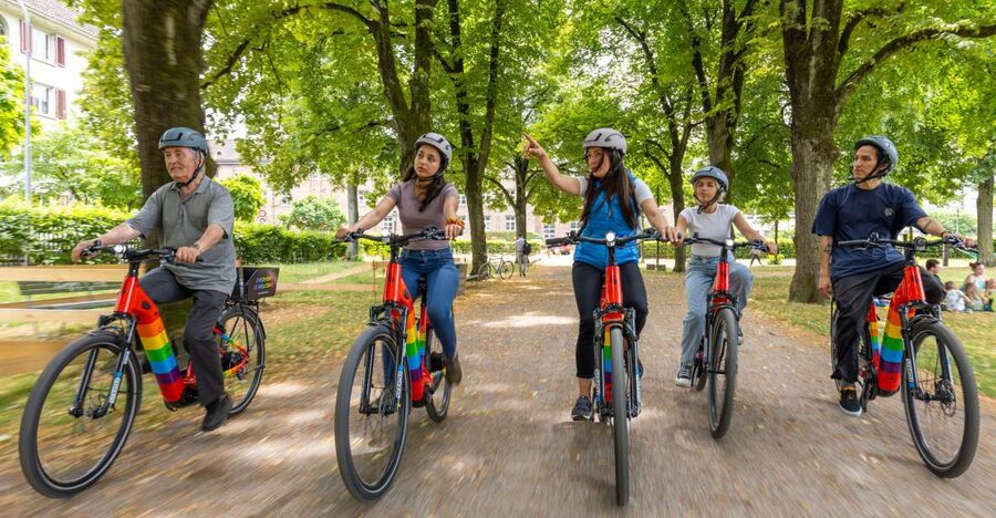 Zurich: E-Bike City Tour - Rigiblick funicular viewpoint: the climb you actually enjoy