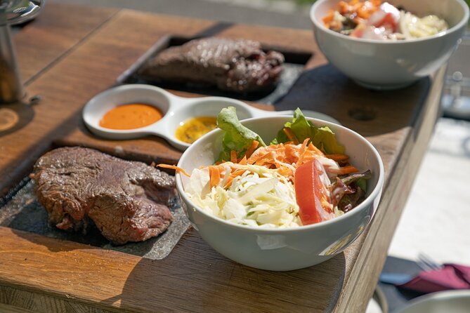 Zürich eTukTuk Tour - Hot Stone BBQ and Wine - Why a 3-wheeled eTukTuk works so well in Zurich