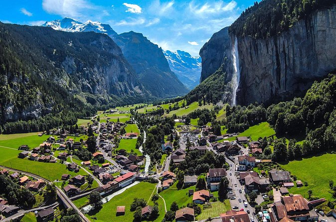 Zurich: Guided Daytrip to Grindelwald, Lauterbrunnen & Interlaken - Group Size, Guide Energy, and What the Best Days Feel Like