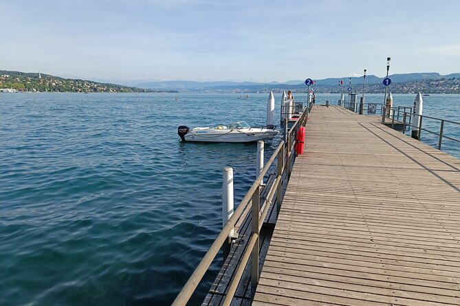 Zurich Highlights Private Guided Tour - Bellevue promenade and Sechseläutenplatz: lake time plus a smart public space