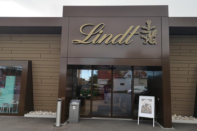 Zürich, Lindt Chocolate, Rheinfalls and Stein am Rhein - What You’ll Feel: A Fast Day That Still Has Variety
