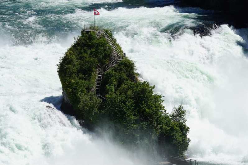 Zürich/Lucerne: Rhine Falls, Titisee & Black Forest Day Trip - Cuckoo Clock Factory in Drubba: the culture stop that makes the day feel real