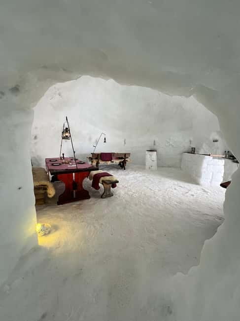 Zurich: Lucerne Trip, Igloo Fondue and Titlis Rotair Option - Lucerne Free Time and the Chapel Bridge Photo Moment