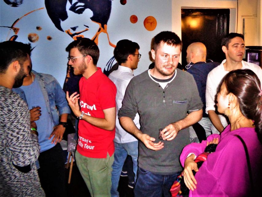 Zurich: Meet new people and enjoy free snacks - Timing and the optional Pub Crawl Nightlife Tour
