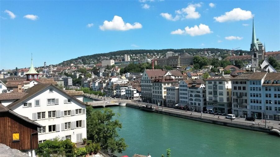 Zurich - Old Town Private Walking Tour - Fraumünster, abbey origins and Chagall stained glass