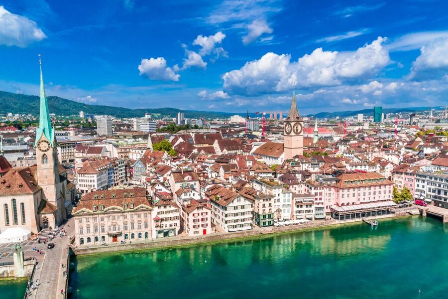 Zurich Old Town Walking Tour: 2-Hours - Meeting at Zurich Main Station, Then Getting Oriented Immediately