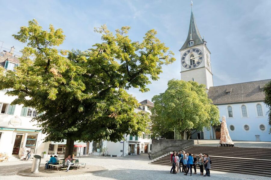 Zurich: Open Top Bus Sightseeing Tour with Optional Cruise - Fraumünster and the Bahnhofstrasse stretch: Zurich’s center in plain view