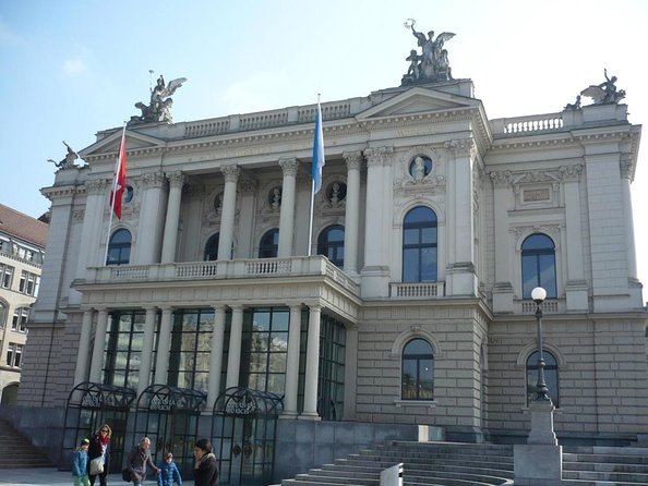 Zürich Private Walking Half-Day Trip with optional Lake Cruise - Key points worth knowing before you go