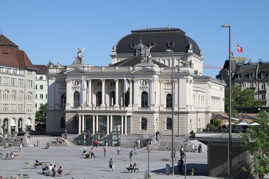 Zurich: Sightseeing Bus Tour with Optional FIFA Museum - Key Things That Make This Tour Worth Your Time