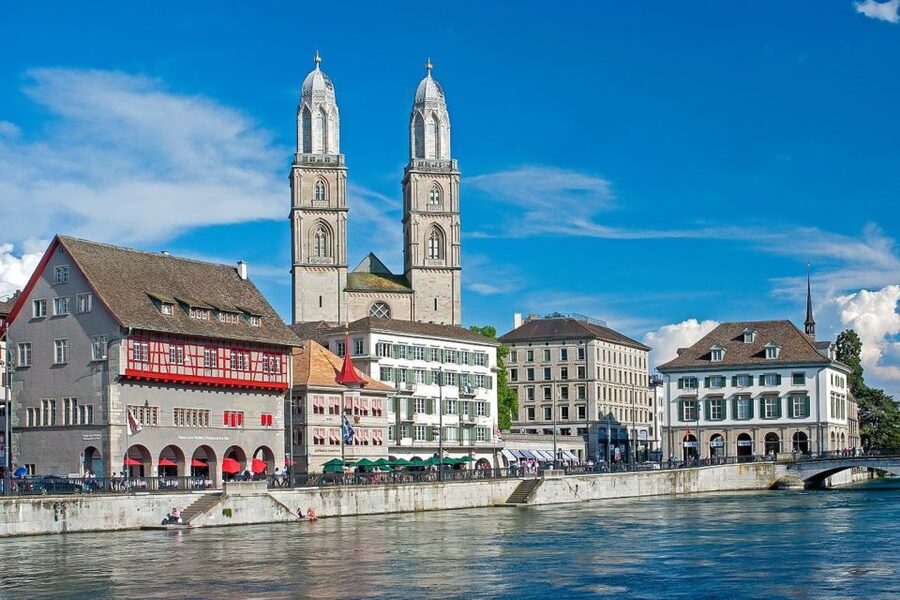 Zurich: Sightseeing Bus Tour with Optional FIFA Museum - Münsterhof, Guild Houses, and the Old Town Stroll You Will Remember