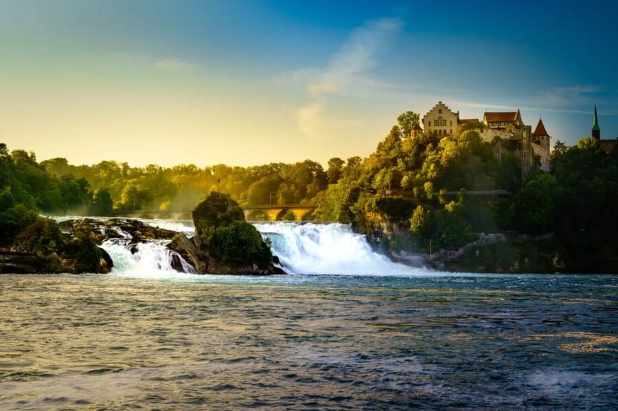 Zurich: Stein am Rhein, Rhine Falls & Lake Boat Cruise - Who This Tour Fits Best, and Who Should Choose Something Else