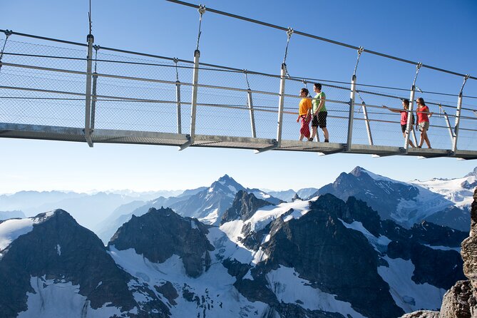 Zurich to Lucerne and Titlis Tour with Igloo Fondue Experience - Engelberg: the launchpad into the Titlis region