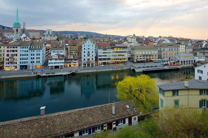 Zurich Walking Tour With Cruise and Aerial Cable Car - Lindenhof Hill: the calm pause with a Roman-origin viewpoint